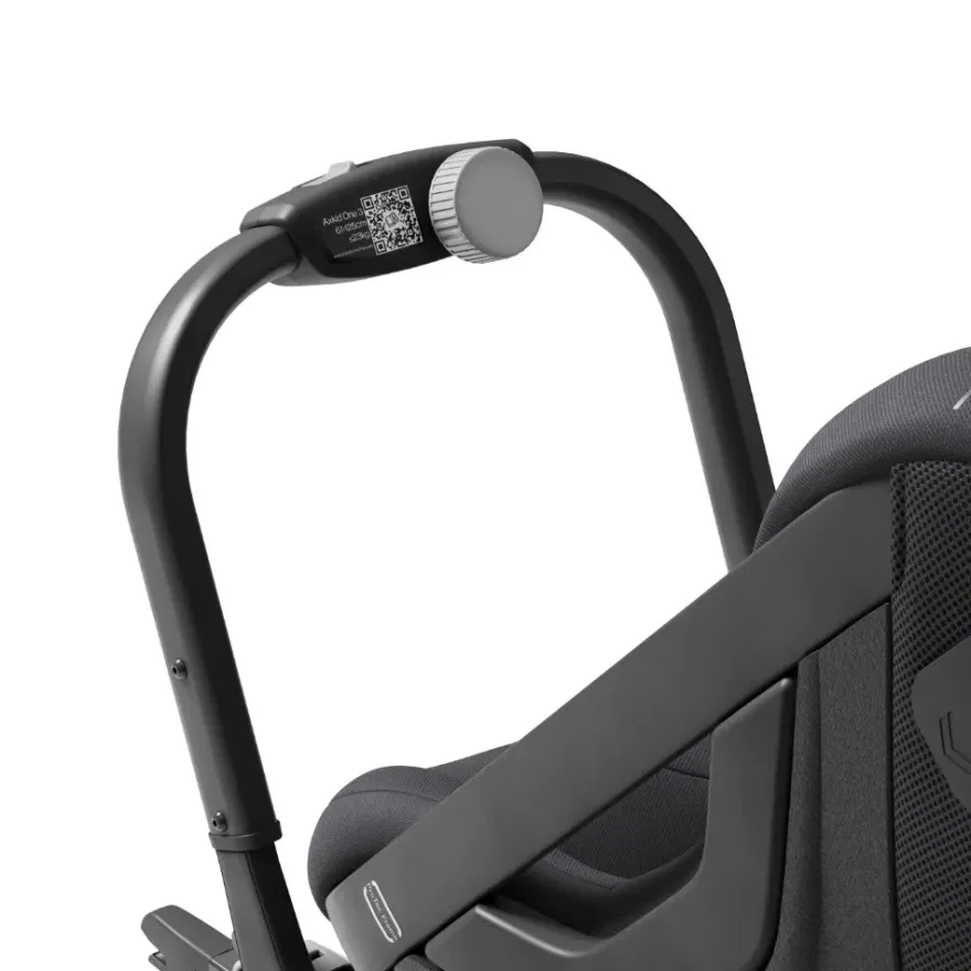 Axkid ONE+ 3 Bilbarnstol - Coastal Storm Black