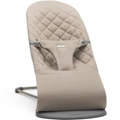 BabyBjörn Babysitter Bliss Vävd Klassisk Quilt - Sandgrå