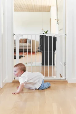 BabyDan Asta Spänngrind Inkl. 1 st Förlängning - Vit