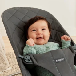 Babysitter Bliss Vävd Klassisk Quilt - Antacit