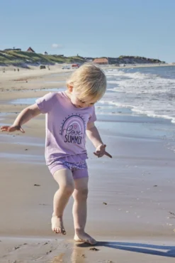 Badshorts med Volang - Lavender Mist