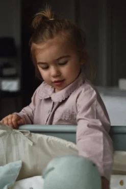 Bedside Crib Spjälsängsskydd - Oyster Grey