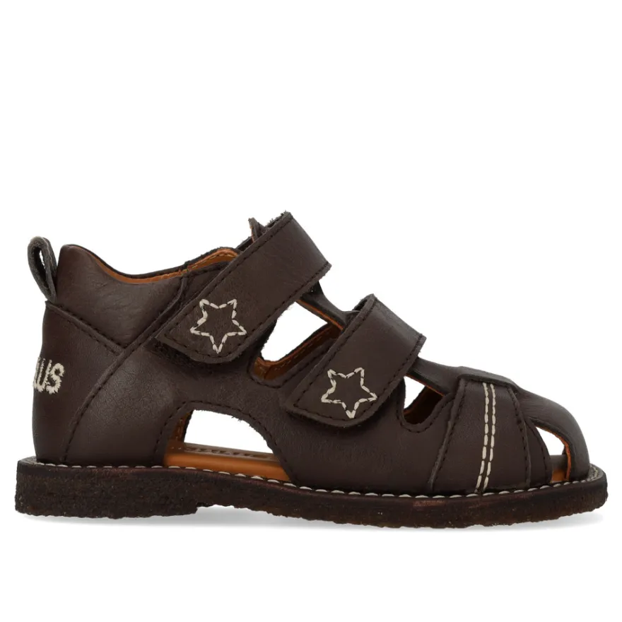 Begynder sandal med velcrolukning - 3200