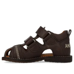 Begynder sandal med velcrolukning - 3200
