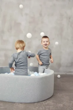 BeKids Runt Bollhav 90x30 cm Med 150 Bollar - Ljusgrå