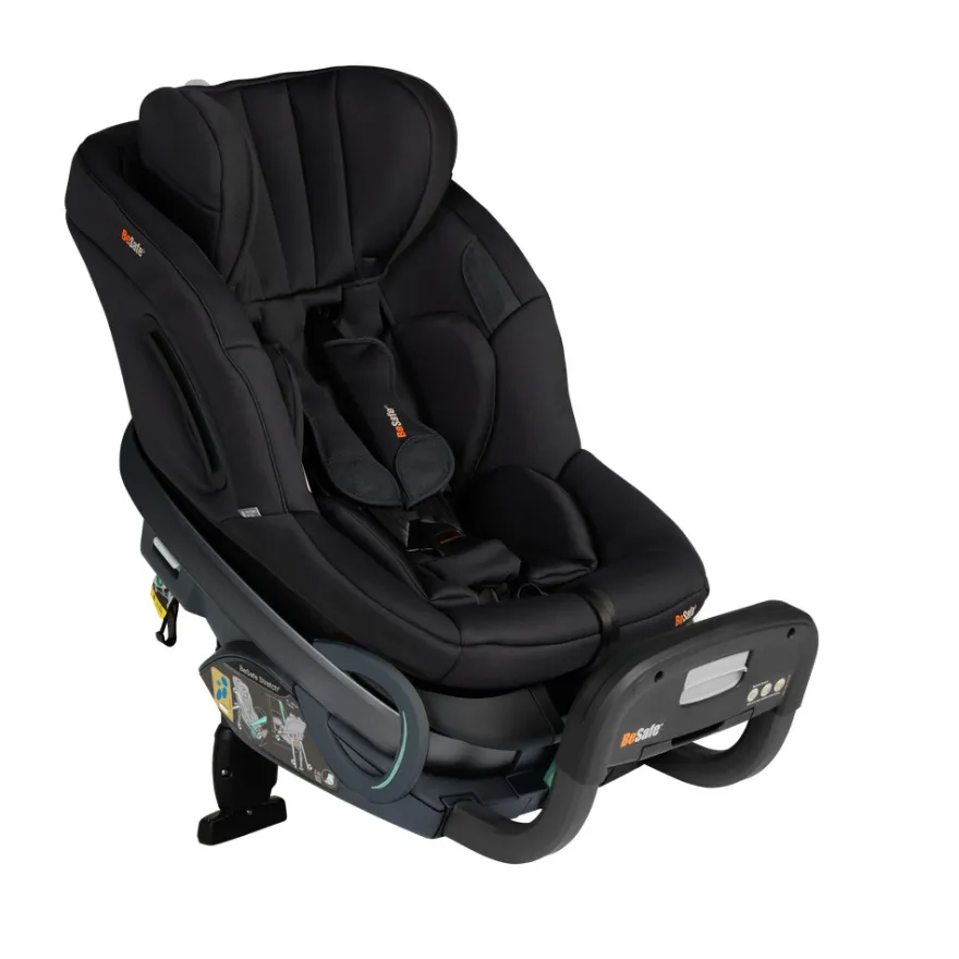 BeSafe Stretch² Bilbarnstol - Black Soft Breeze