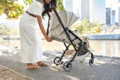 Britax Römer Flylite Resevagn - Teak