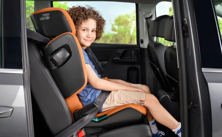 Britax Römer Kidfix i-Size Bältesstol - Cosmos Black