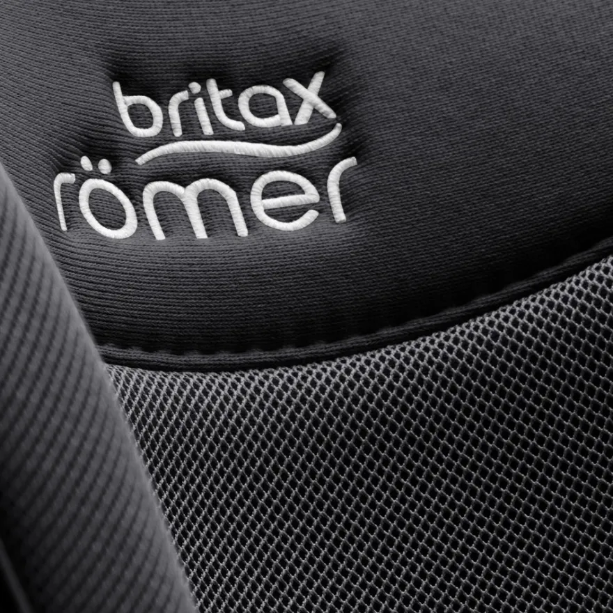 Britax Römer Safefix Style Bilbarnstol - Carbon Black
