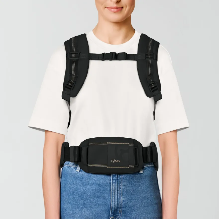 Cybex Laya Bärsele - Magic Black