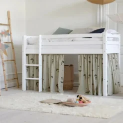 Hoppekids ECO Comfort Halvhög Säng 70x160 cm - Vit/Grönt Gardin