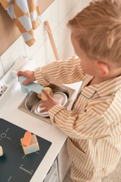 KidsConcept Kid's Hub Leksakskök Med Diskmaskin