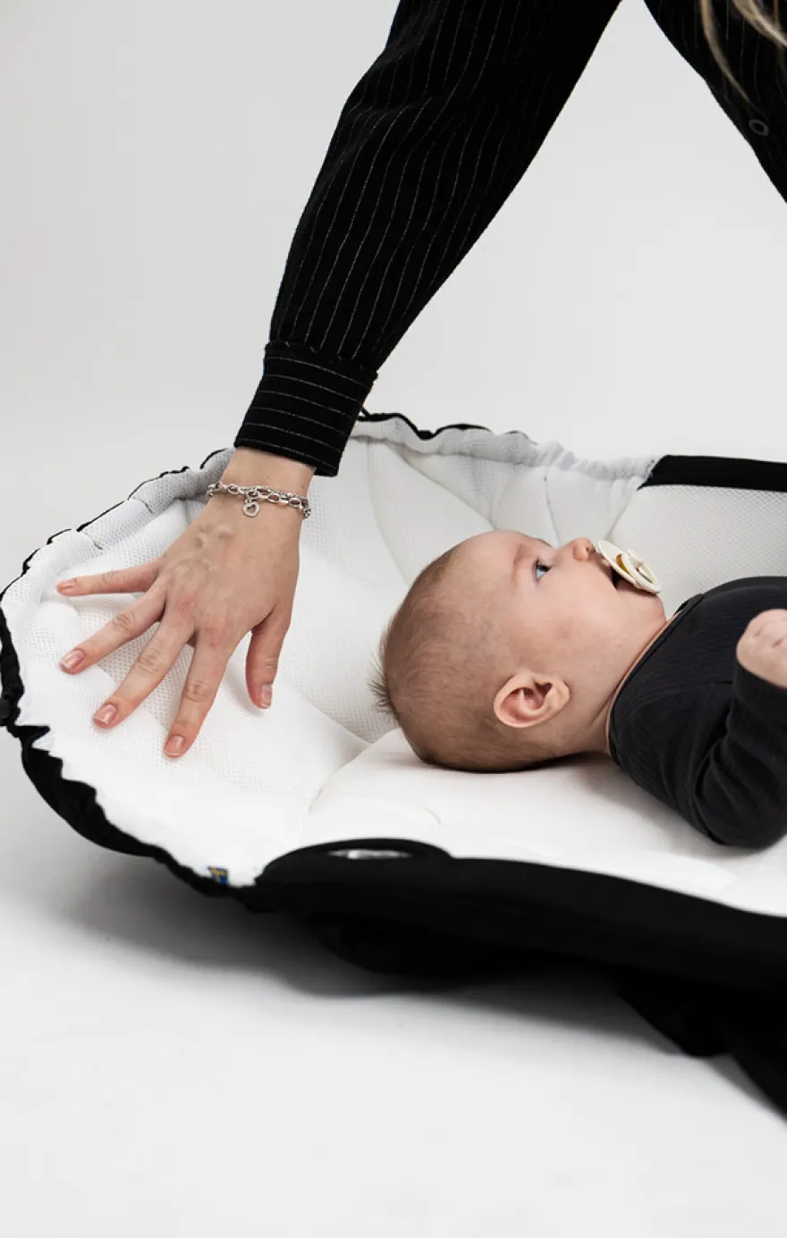 Najell SleepCarrier Vol 5 Babynest - Matte Black