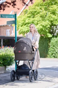 Odder North Barnvagn - Dark Brown