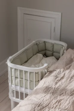 Sebra Bedside Crib - Vit