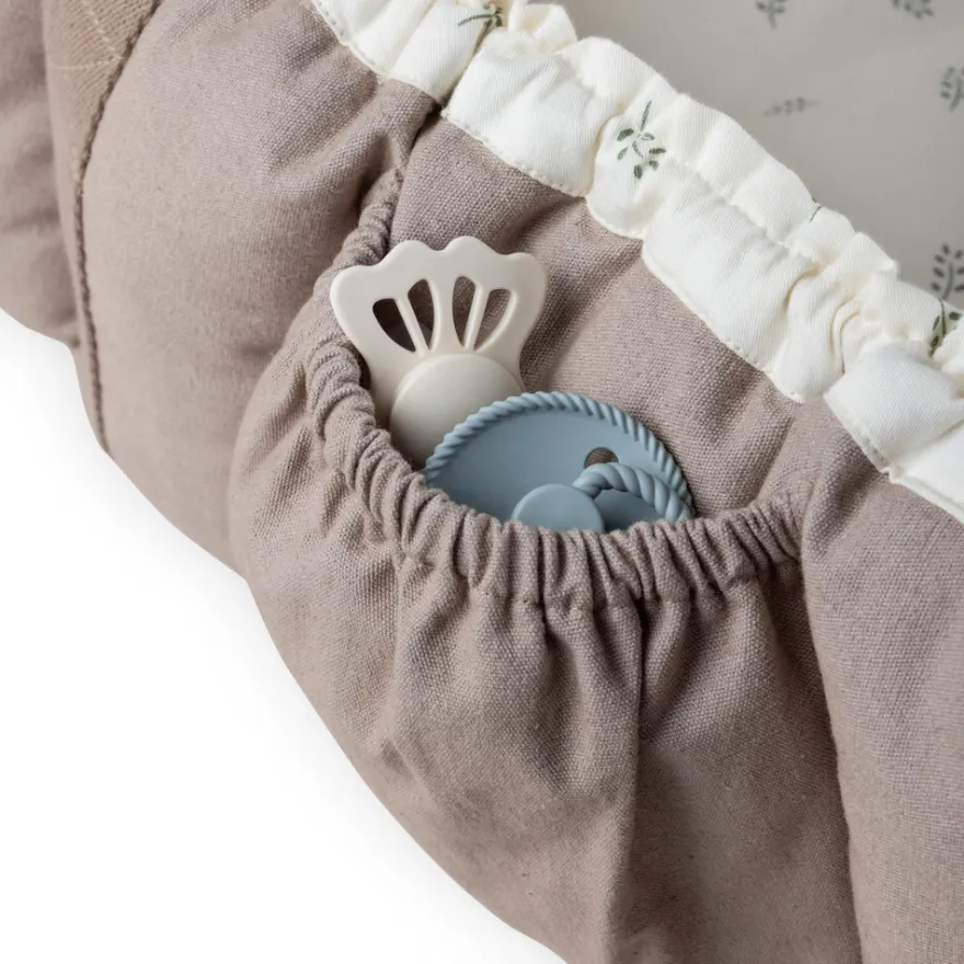 Sebra 3-i-1 Babynest - Sophora Leaves