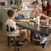Stokke® Nomi Matstol - Walnut Black