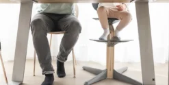 Stokke® Nomi Matstol - Walnut Grey