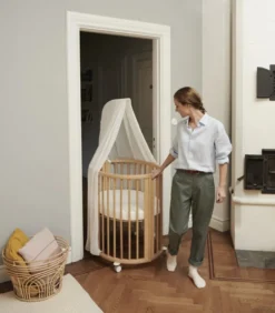 Stokke® Sleepi Mini V3 Spjälsäng Med Förlängning & Madrass - Natural