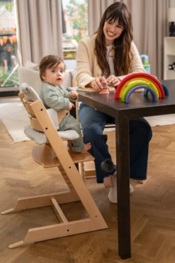 Stokke® Tripp Trapp Stol Bok Inkl. Newborn Set & Babyset - Natural