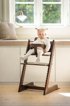 Stokke® Tripp Trapp Stol Inkl. Babyset & Bricka - Warm Brown