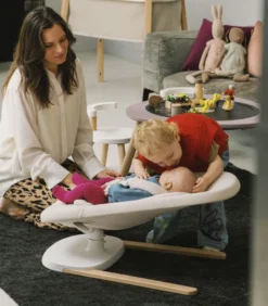 Stokke® Yoga Babysitter - Light Sand