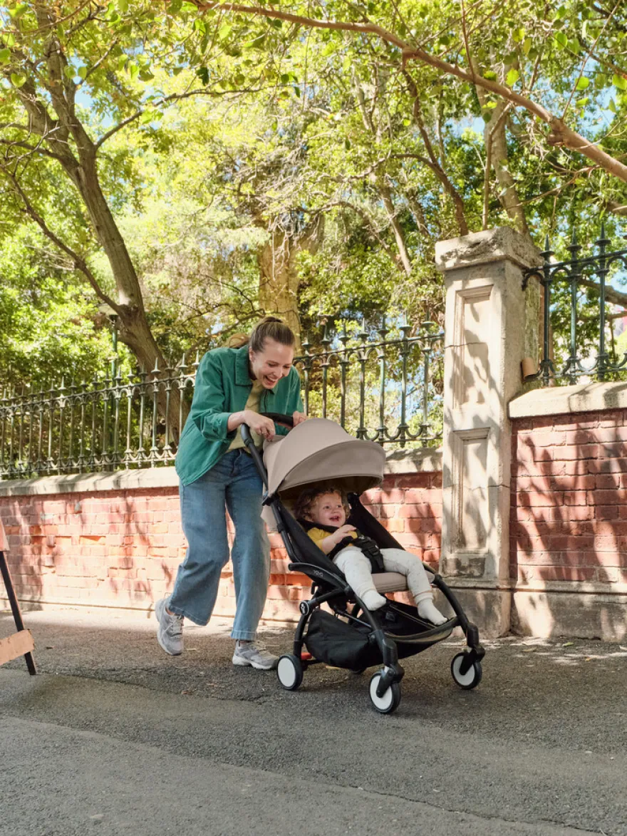 Stokke® Yoyo³ Resevagn - Black/Taupe