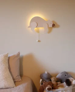 Vägglampa, Björn