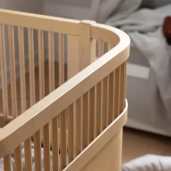 Växasäng 2 i 1 Baby & Juniorsäng - Wooden Edition
