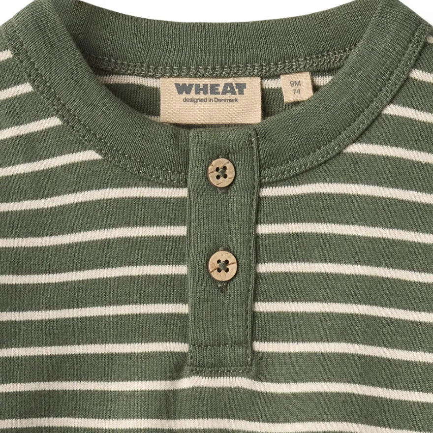 Wheat Osvald Tröja - Dark Green Stripe